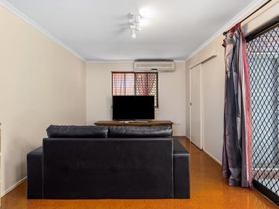8 Deen Street, Rochedale South