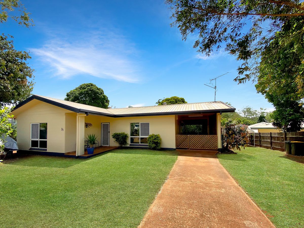 31 Danzer Drive, Atherton