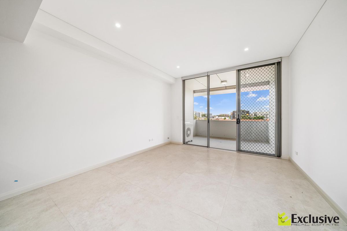 207 / 10 Smallwood Avenue, Homebush
