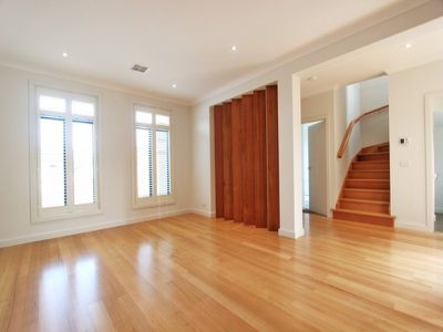 1 / 22 Sumersett Avenue, Oakleigh South