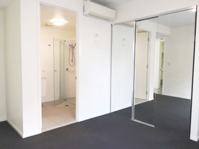 2 / 104-106 Central Lane, Gladstone Central