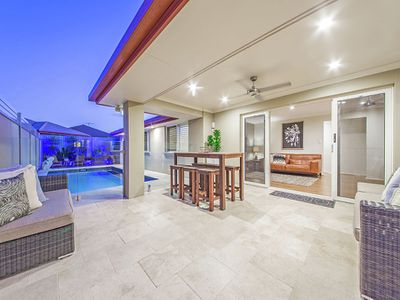 121 Ropley Road, Wynnum West