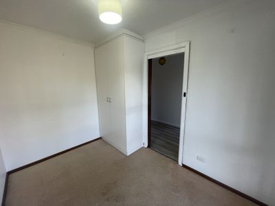 72 Blumer Avenue, Griffith