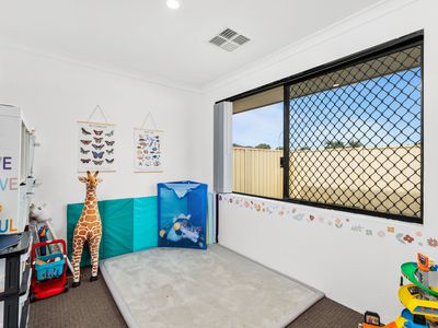 34 Limbee Glade, Huntingdale