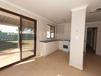 11 Cavalier Crescent, Boulder