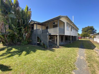 2 / 1 Gibson Street, West Mackay