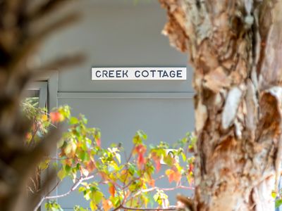 10 Rosedale Parade, Rosedale