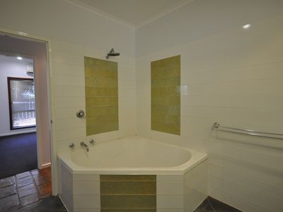 12 Nicholls Retreat, Port Hedland