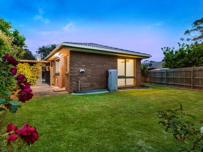 2 / 1 Kolinda Crescent, Capel Sound