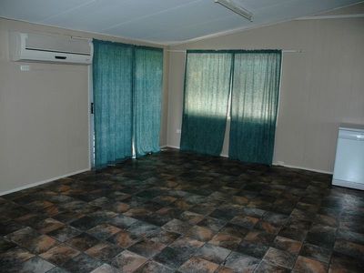 176 Kingfisher street, Longreach