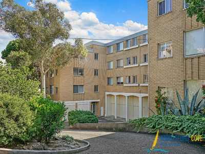 5 / 13 Bortfield Drive, Chiswick