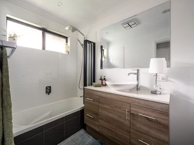 24A Alston Avenue, Como