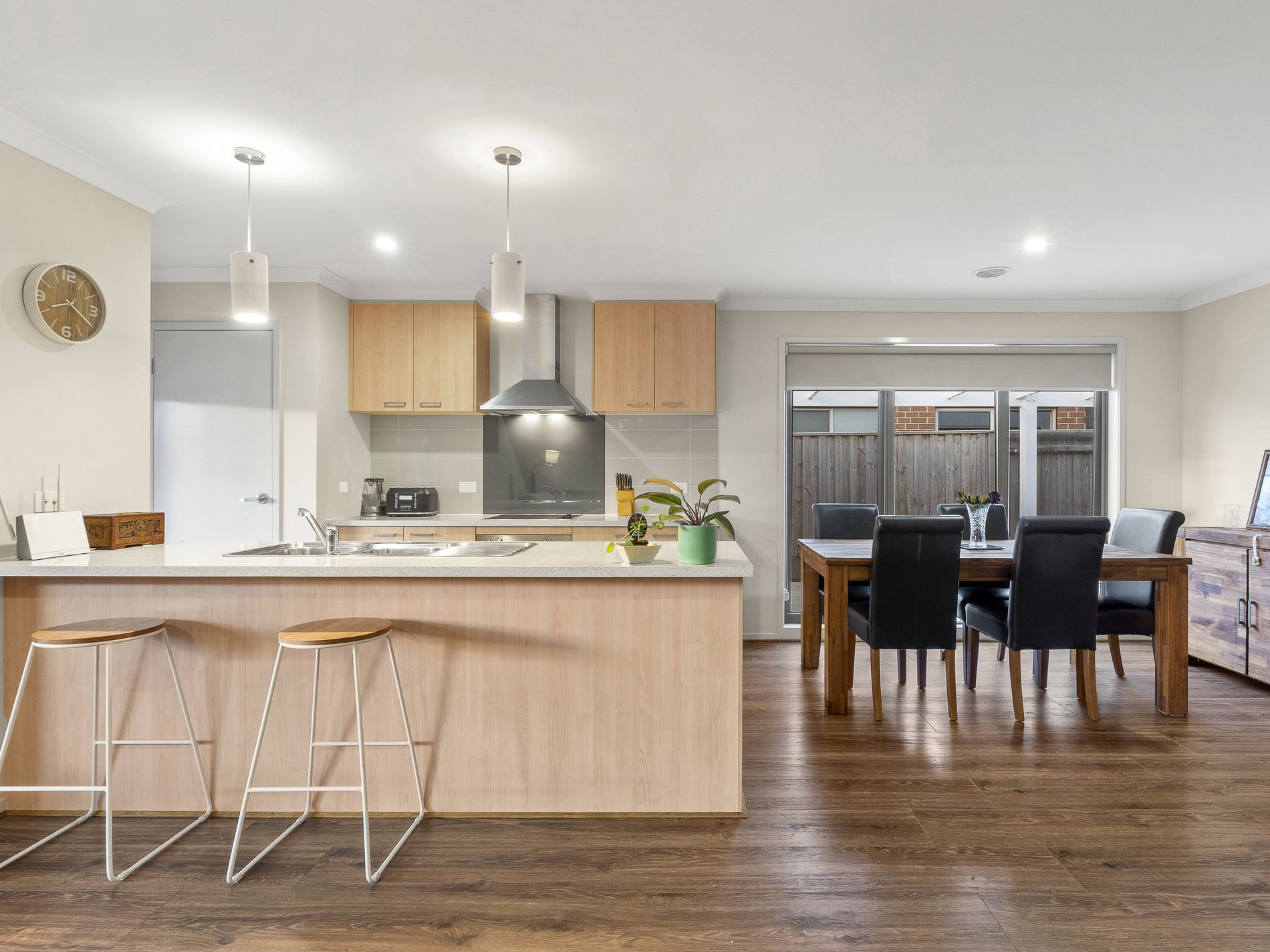 69 Village Green Drive, Leopold