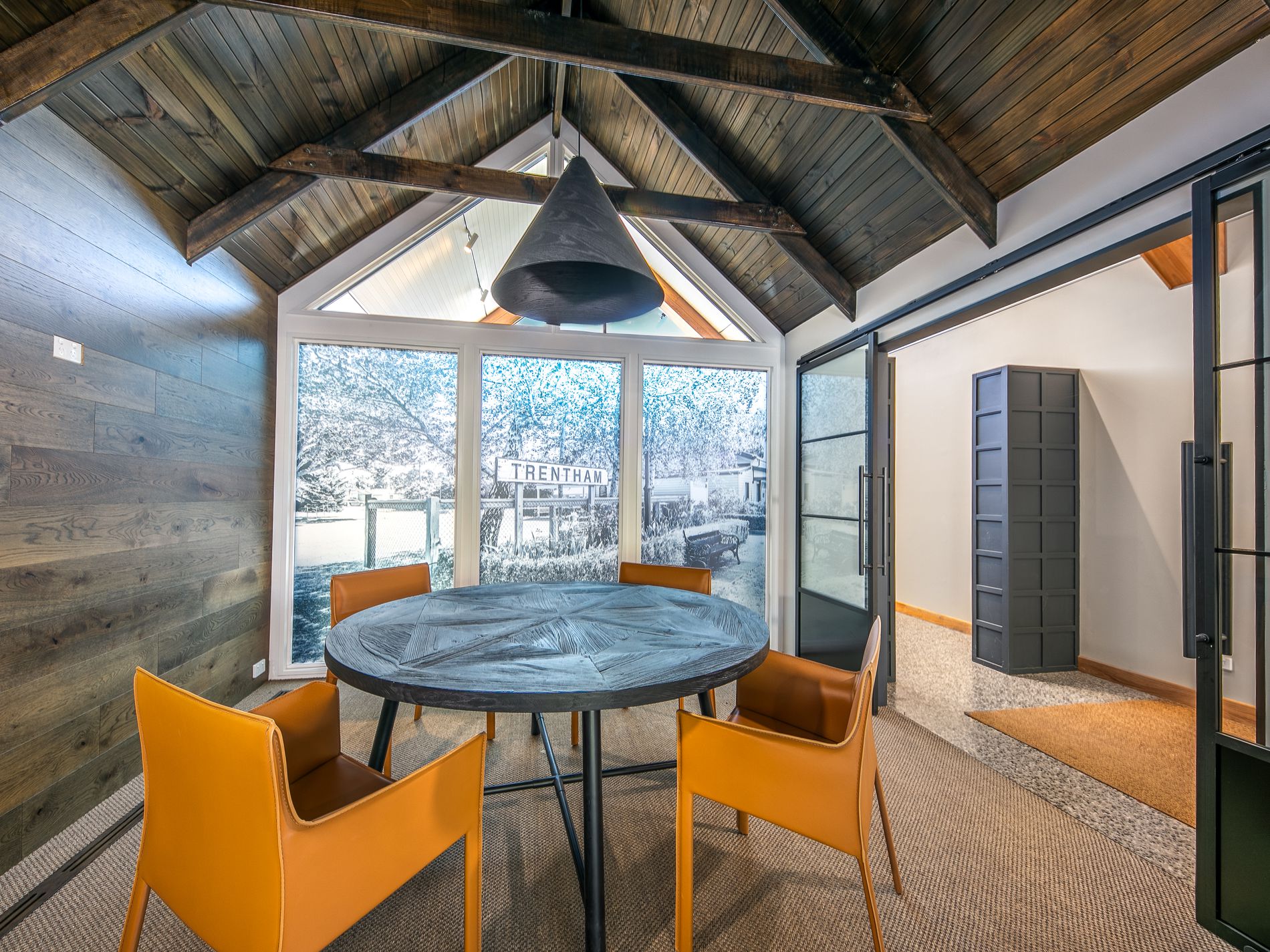 32A High Street, Trentham