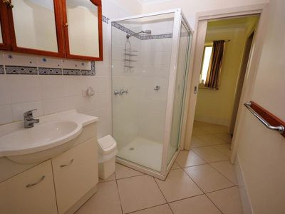 2 Marum Court , Tawonga South