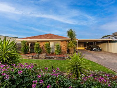 6 ALLARD COURT, Keilor Downs