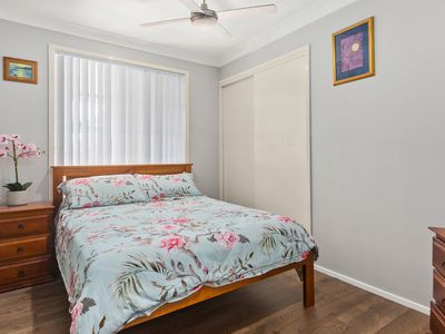 42 Tarra Crescent, Oak Flats