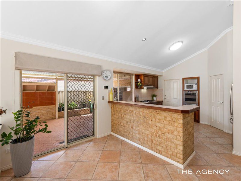 15 Lupin Way, Coogee