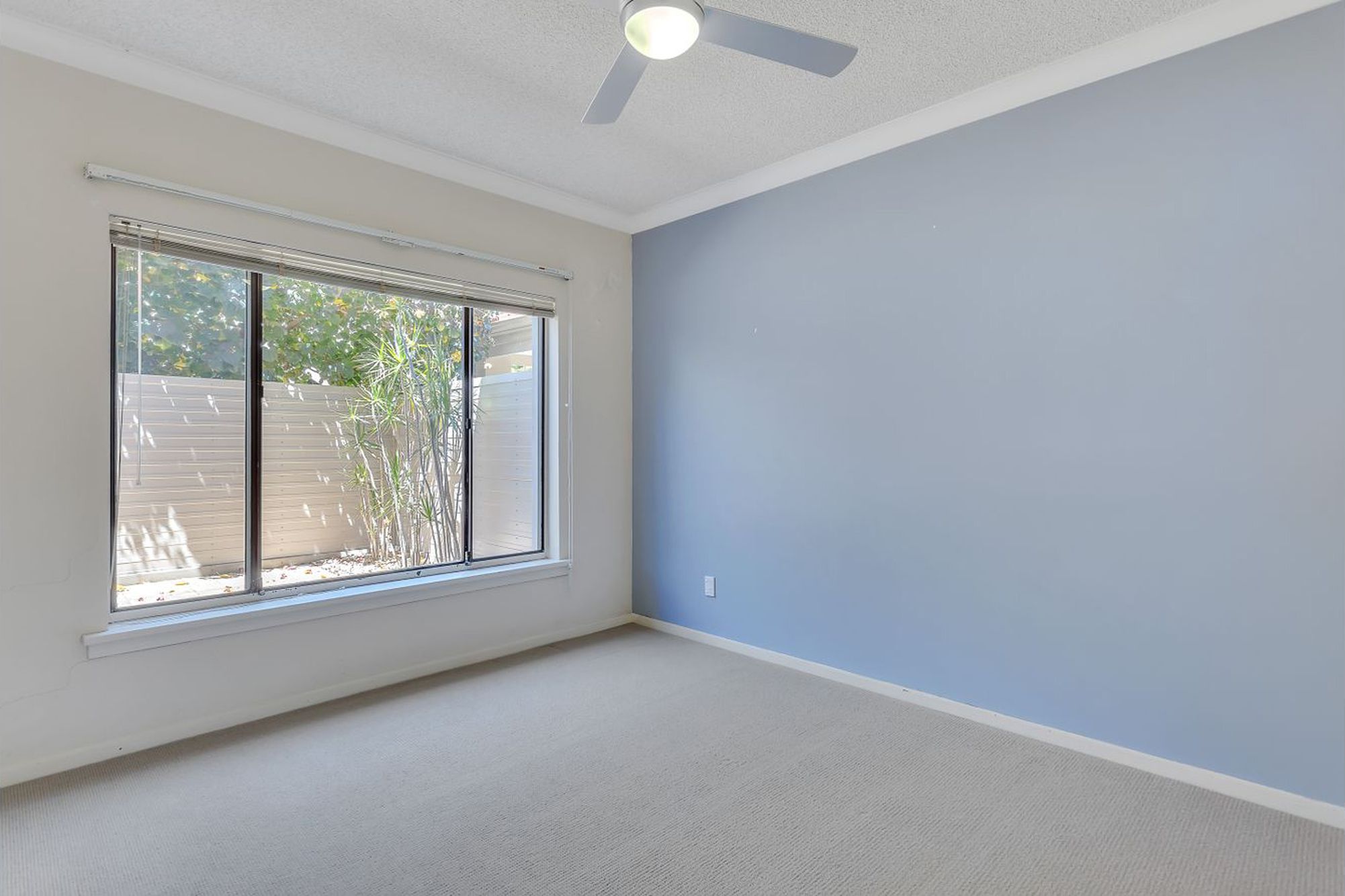 9 / 7-9 L'Estrange Street, Glenside