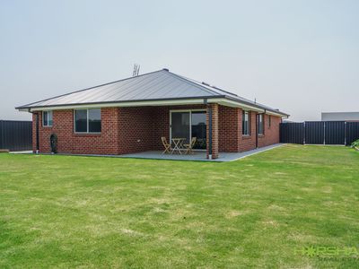 9 Stephens Street, Horsham