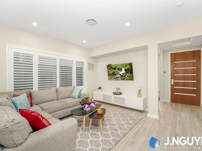 7 Gilruth Avenue, Middleton Grange