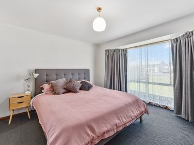 16 Third Street, Millicent