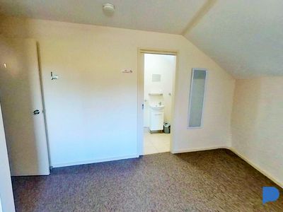 36 Lyons Street, Newbridge