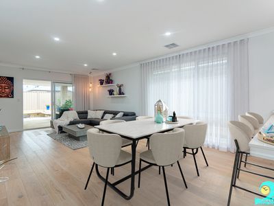 5 Chrysler Approach, Yanchep