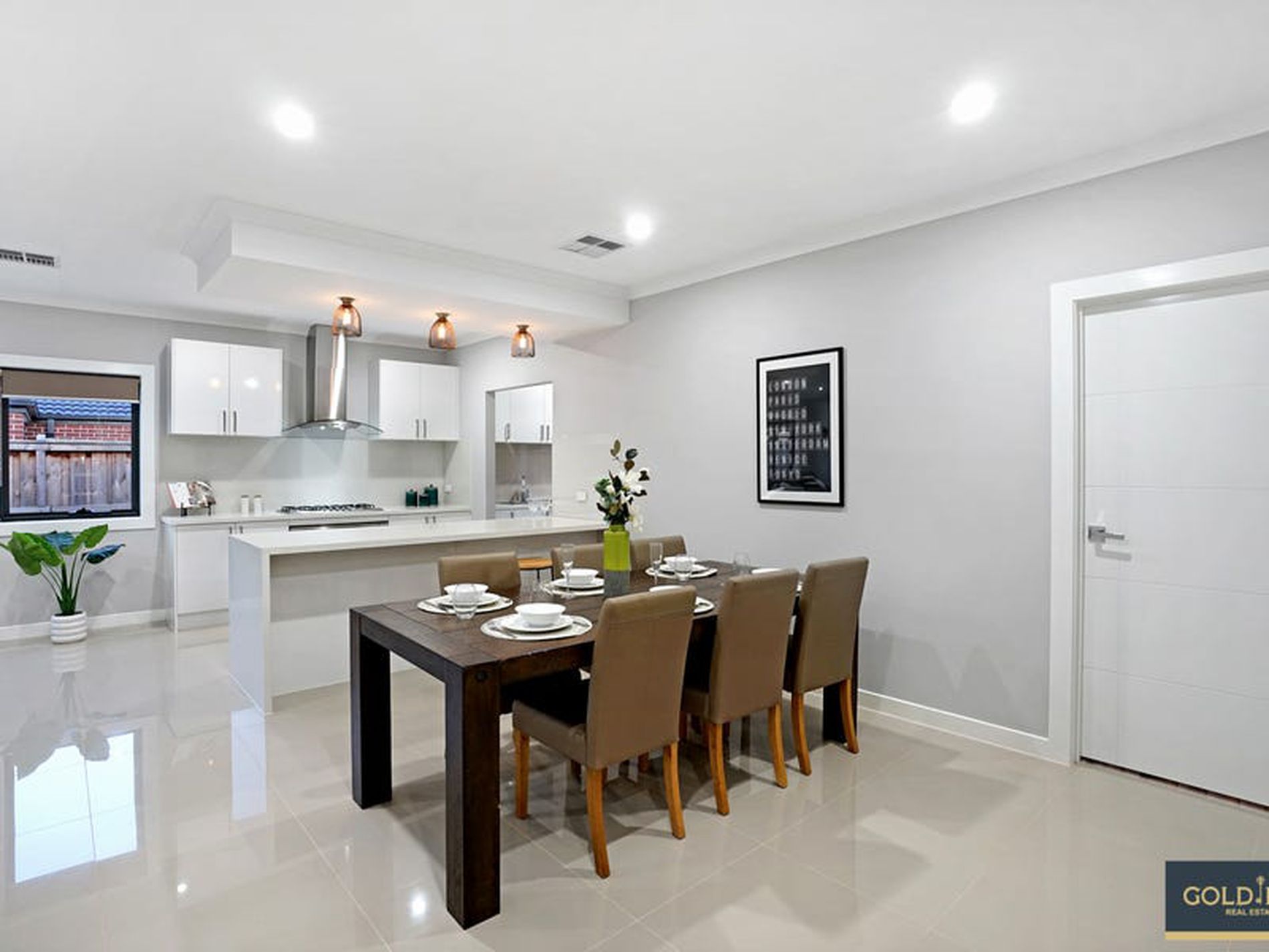 33 Lispenard Circuit, Point Cook