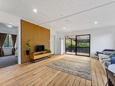 4 Rere Place, Parakai