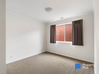 31 Sovereign Gardens, Kangaroo Flat