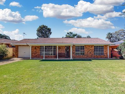 29 Meadowbank Drive, Dubbo