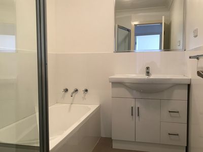 2 / 85a Waratah Street, Windang