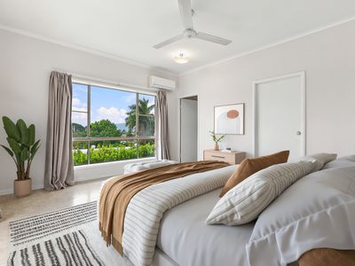 10 Kestrel Street, Bayview Heights