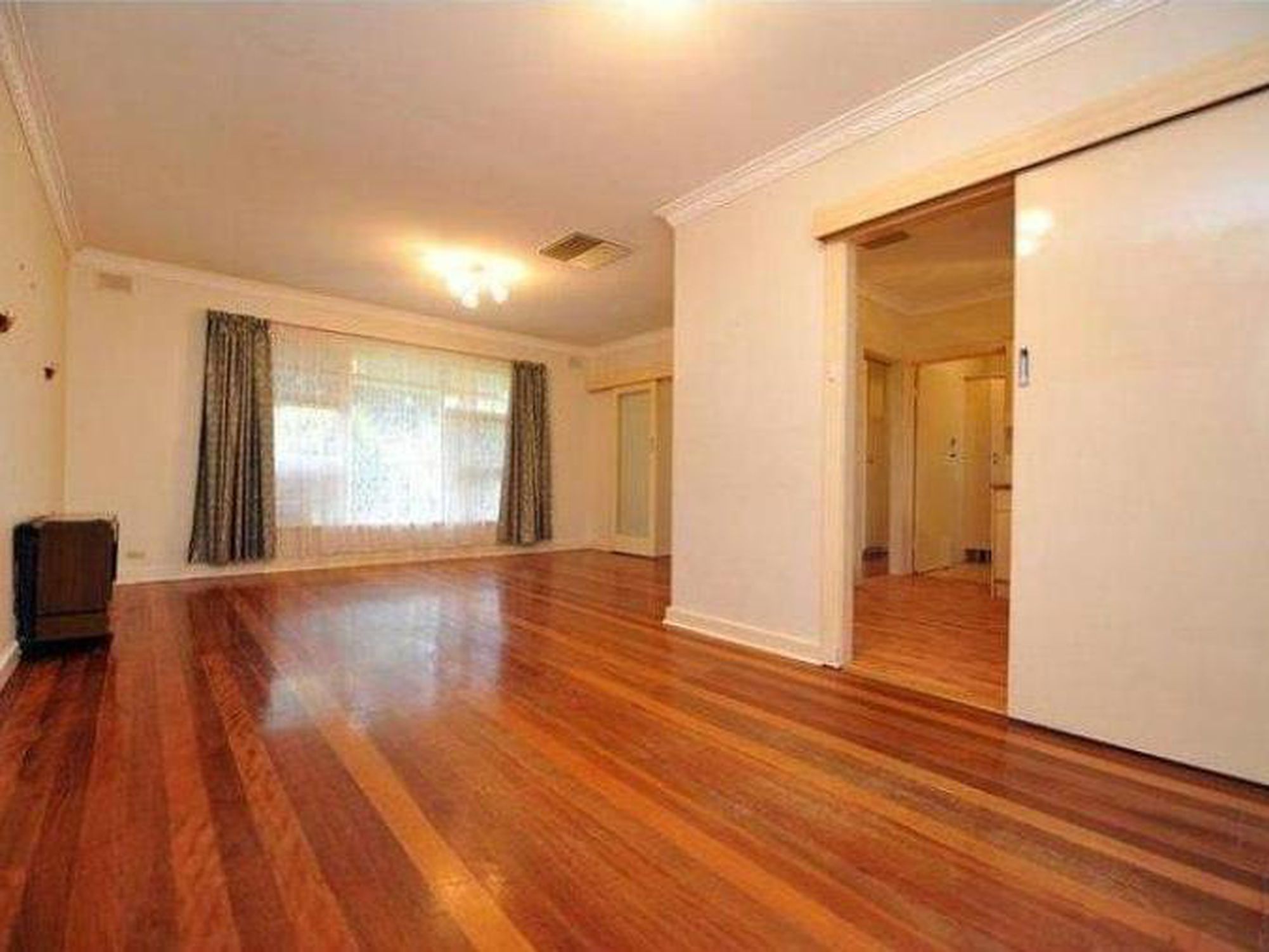 7 Kapoola Avenue, Campbelltown