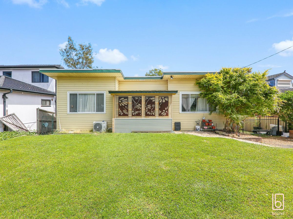 30 Leonard Avenue, Toukley