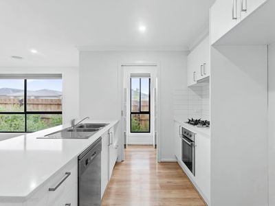 2 Pigdon Street, Weir Views