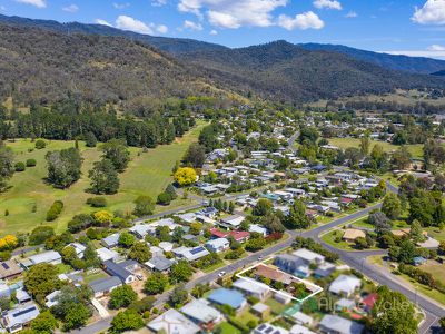 81 Lakeside Avenue, Mount Beauty