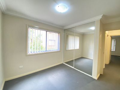 1 / 15 Central Avenue, Westmead