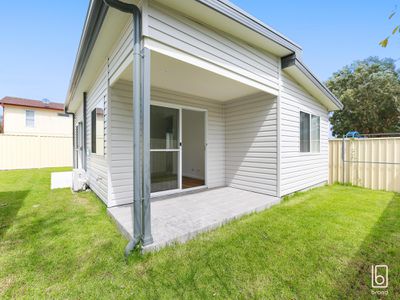 12A Third Ave, Toukley