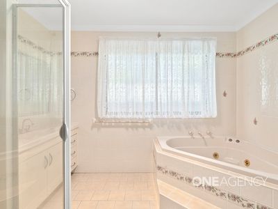 12 Turvey Crescent, St Georges Basin