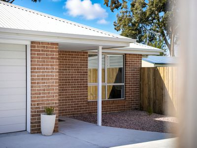 2 / 168 Agnes Street, George Town