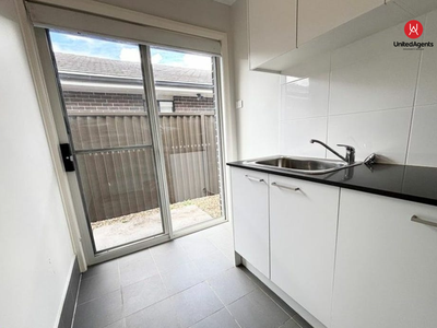 18 Willunga Street, Gledswood Hills