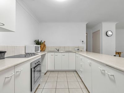 28 / 11 MEADOW PLACE, Middle Park