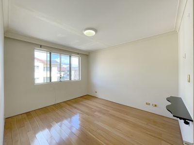 570 / 83-93 Dalmeny Avenue, Rosebery