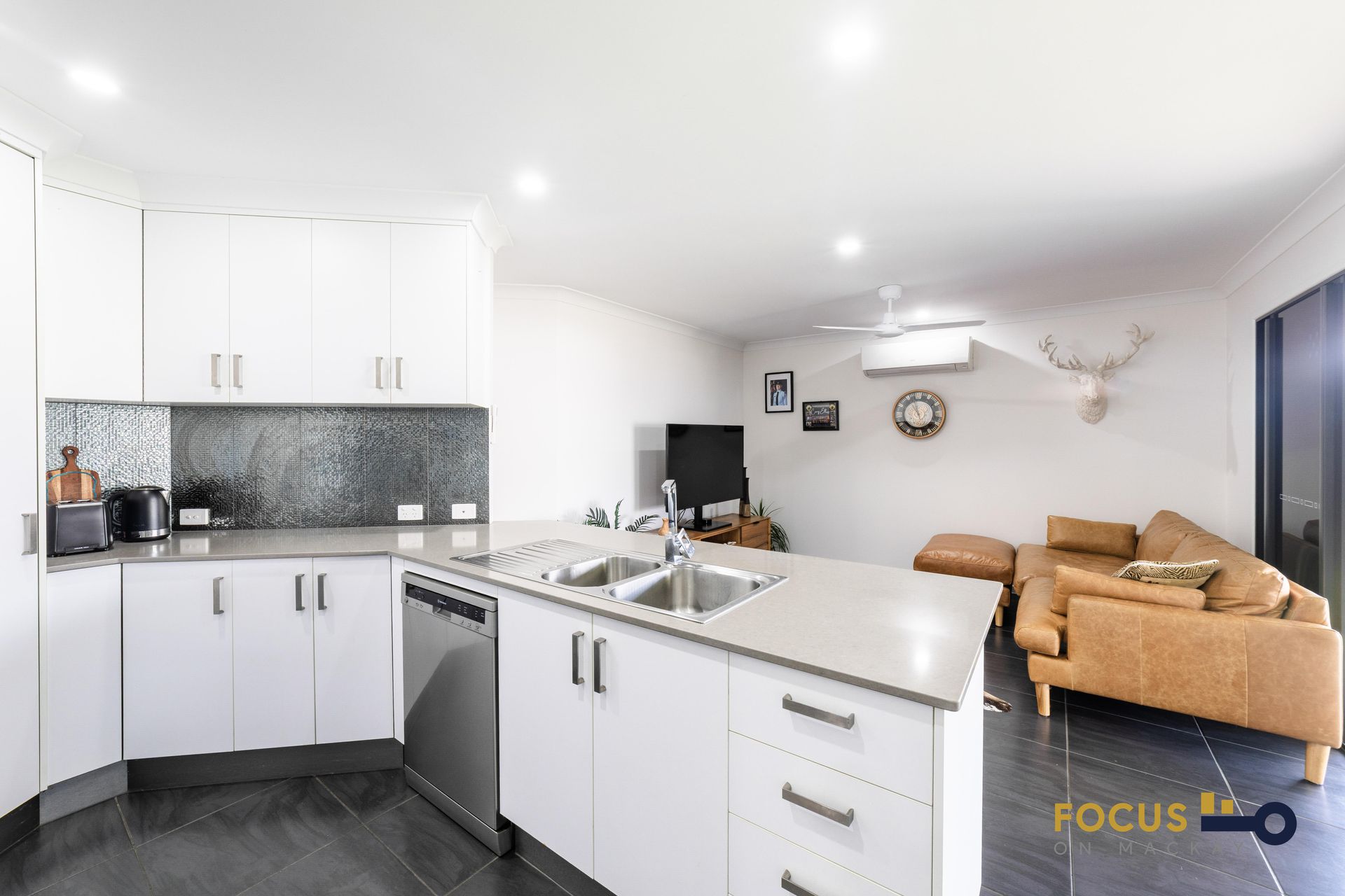 22 Wisteria Avenue, Bakers Creek