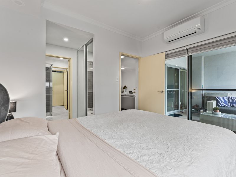 2 / 2 Rowe Avenue, Rivervale