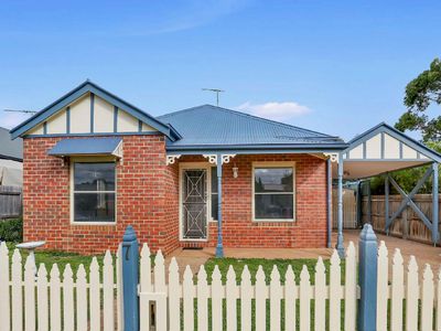 7 Buckingham Street, Lara