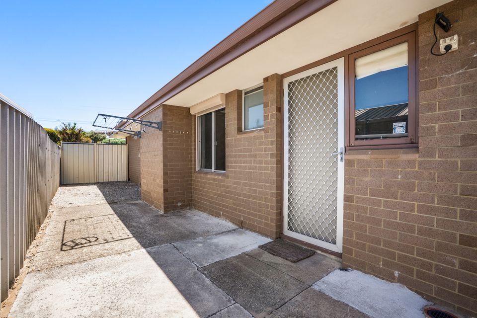 6 Breaden Drive, Cooloongup
