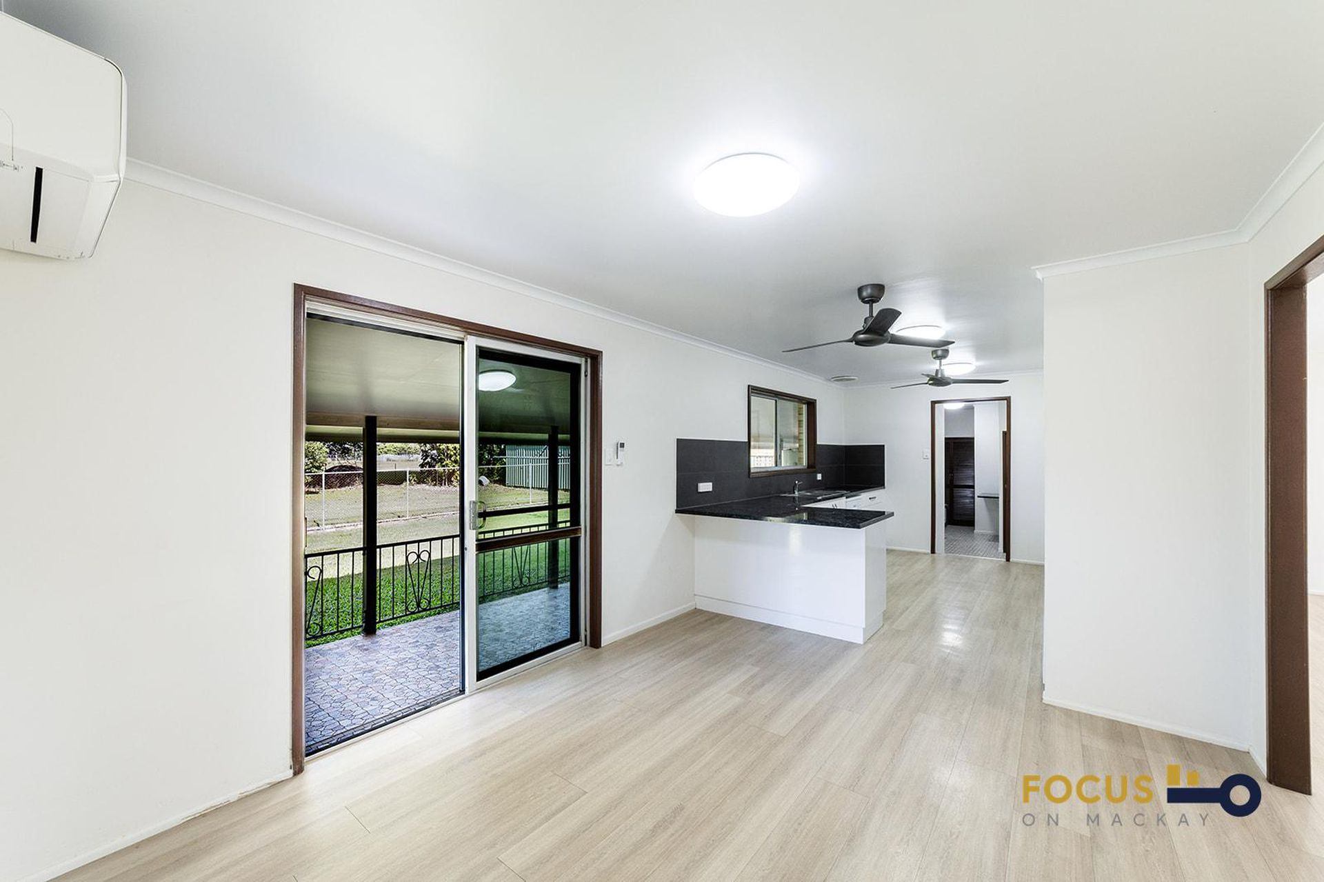 126 Beach Rd, Sarina